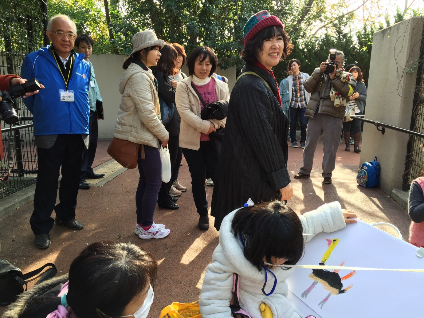 第4回「絵本作家 永田萠さんと王子動物園で絵を描こう」