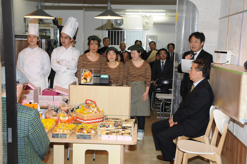 地区補助金プロジェクト「地域の福祉施設を繋ぐ障がい者福祉作業所ボレロの施設改善」 事業を開催。